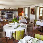 فندق مبيت وإفطار Le Colombier 4*
