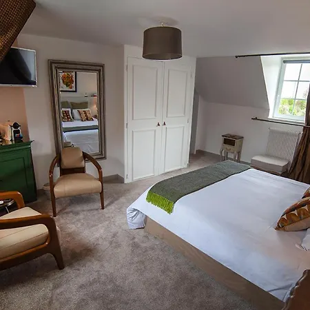 Le Colombier Bed & Breakfast 4*