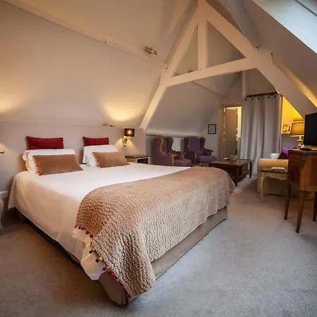 Le Colombier 3*